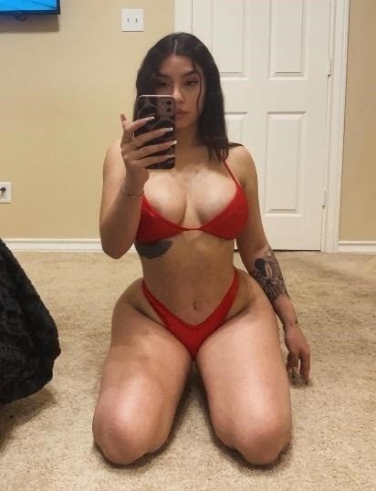 Discrete companion, 26 — I CAN HOST AND TRAVELS