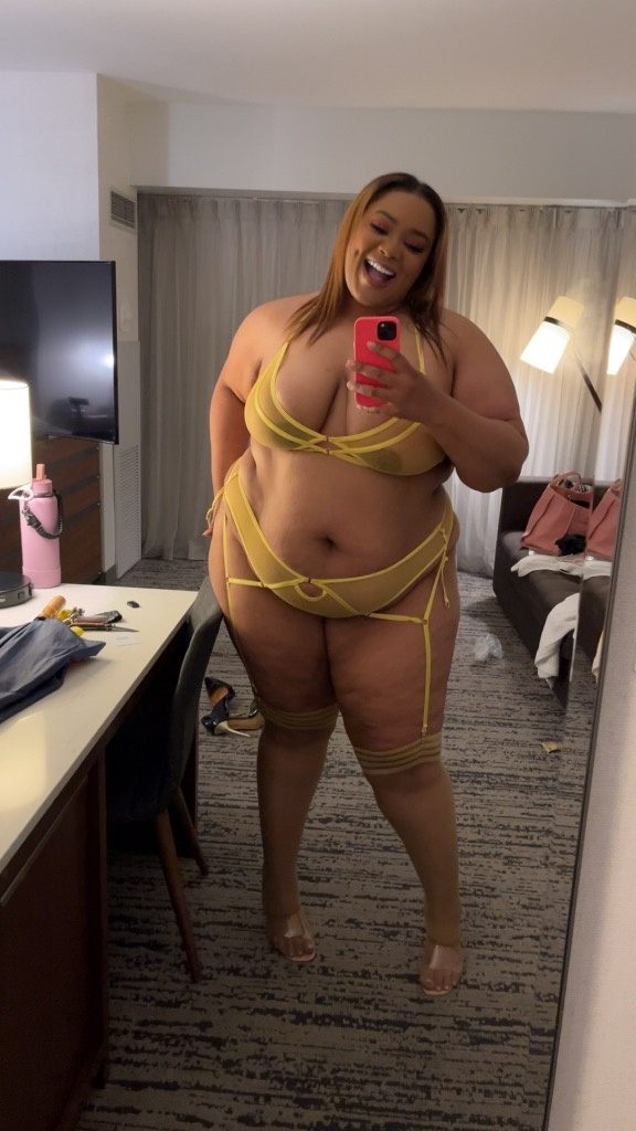 Discrete companion, 28 — OUTCALLS ONLY🕹💋  💋😜 Come Dick dippin in my pussy