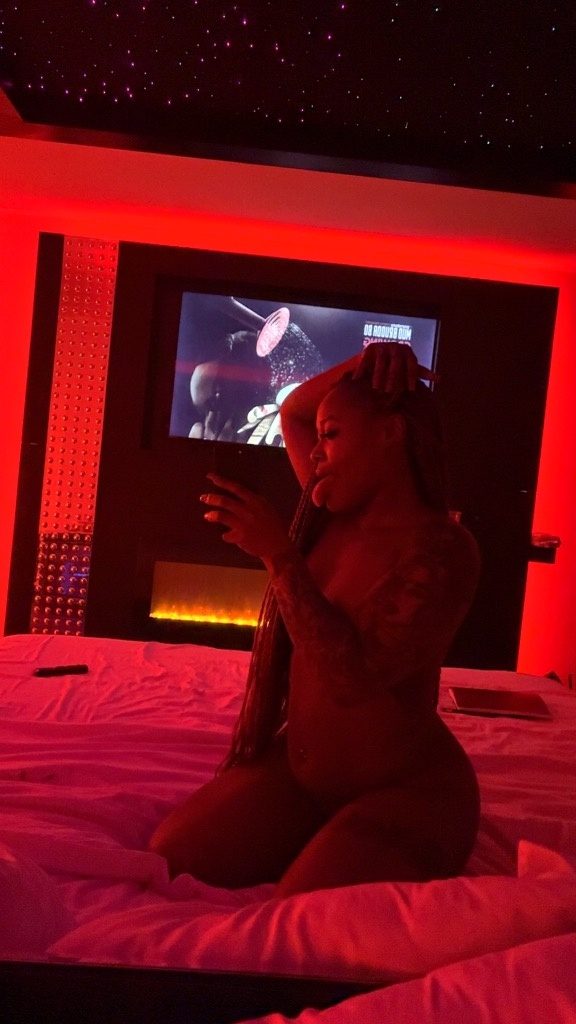 Discrete companion, 24 — 💋 near you