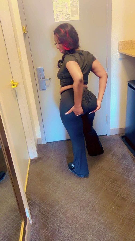 Discrete companion, 26 — Oxford and anniston📍Where ya nigga at 🤑🤌🏾🥱🫶🖕