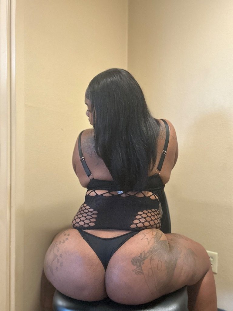 Discrete companion, 30 — 🏨INCALLS and OUTCALLS 25+ deposit