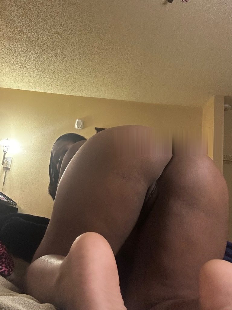 Discrete companion, 30 — 🏩SKYLAND BLVD INCALLS ONLY  MUST 📲