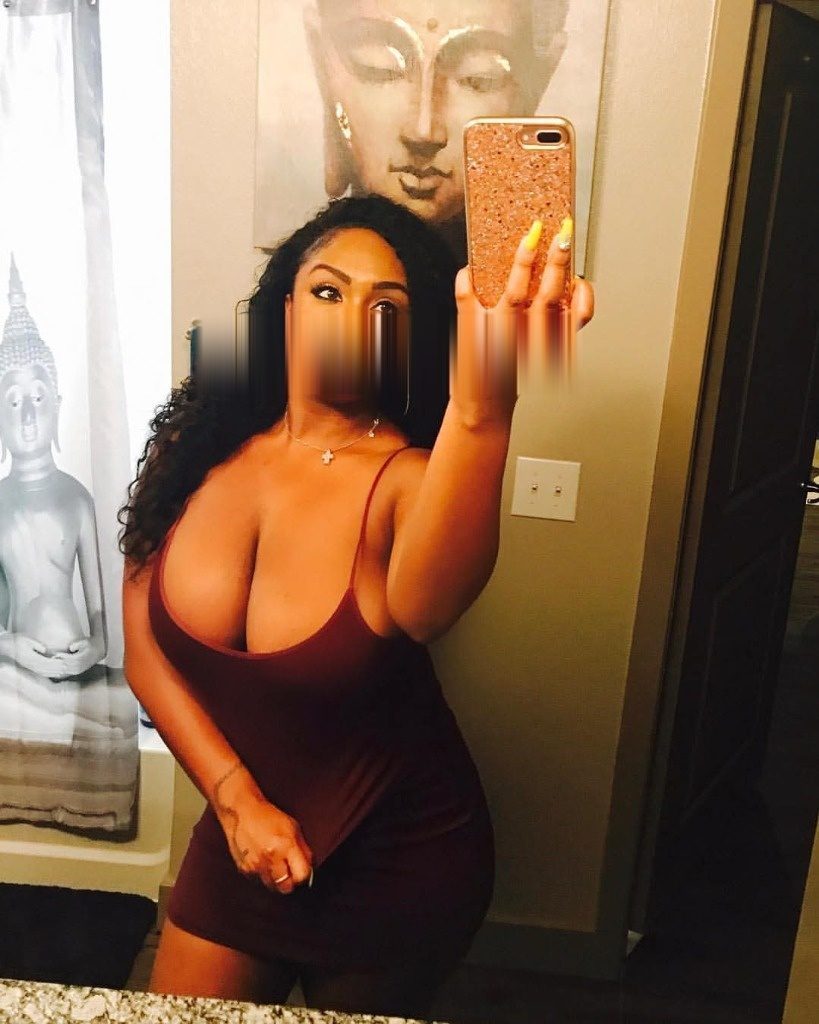 Discrete companion, 30 — Outcall and Incall