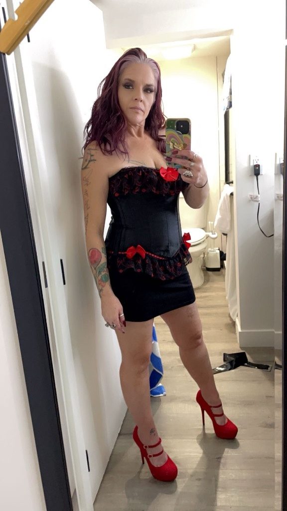 Discrete companion, 47 — Out call to Prescott area only in call needs a room