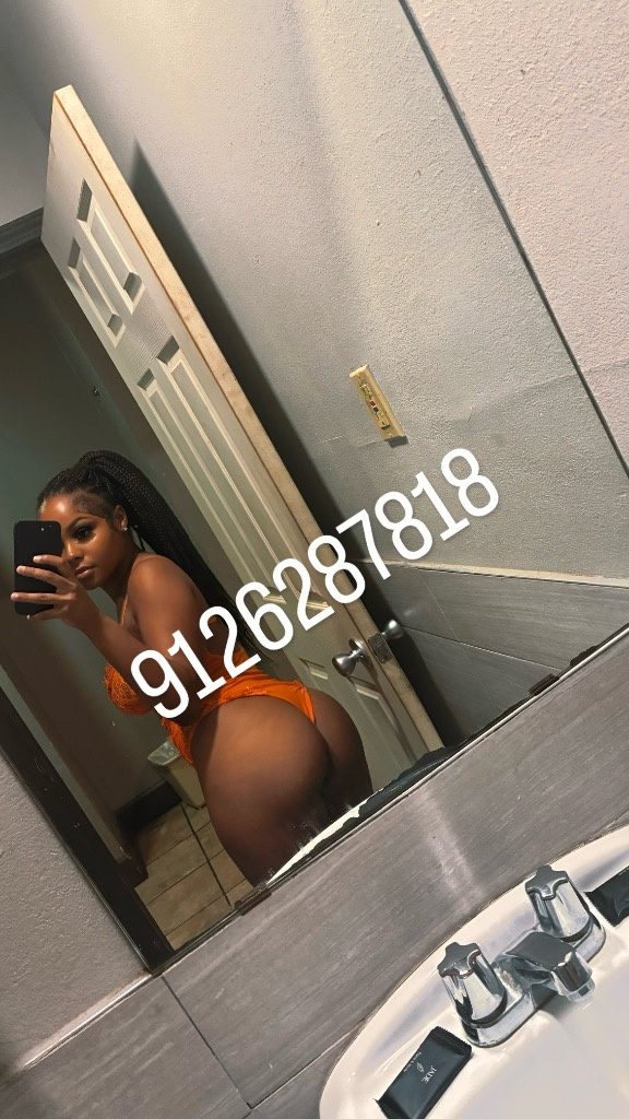Discrete companion, 21 — Outcall only