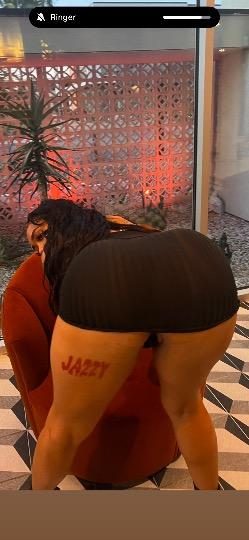 Discrete companion, 25 — Your place babe or mine
