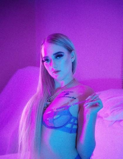 Discrete companion, 25 — In calls or Outcalls anywhere text me