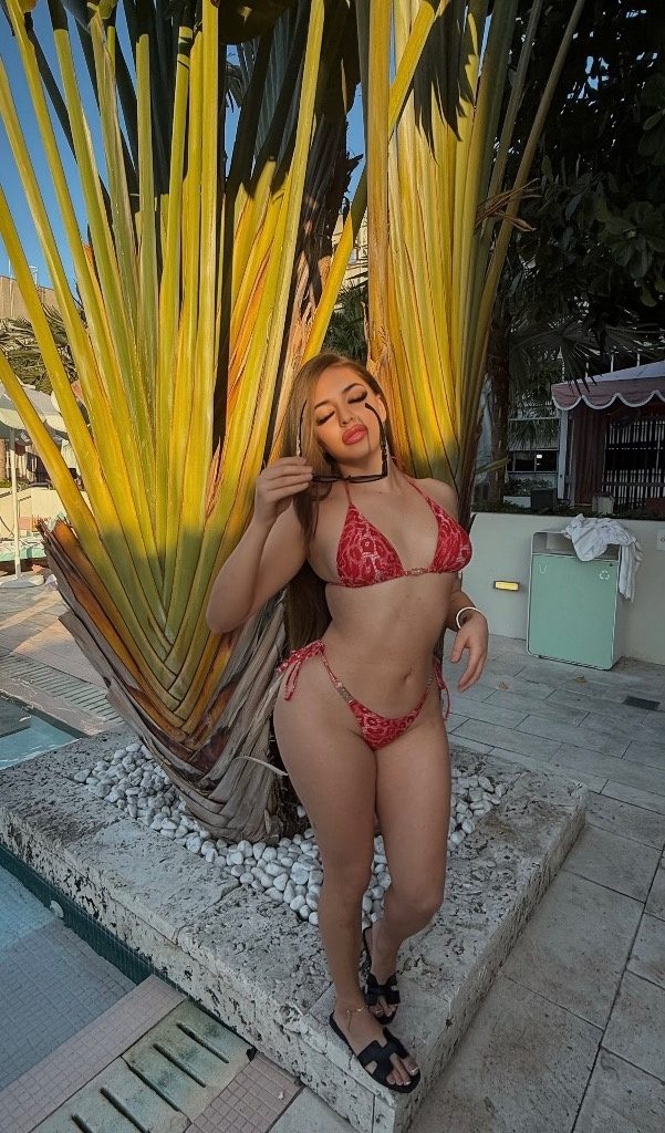 Discrete companion, 21 — hudson valley 🥂🍾OUTCALLS📲 🏞️