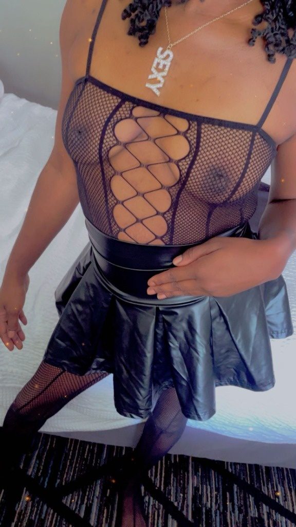 Discrete companion, 29 — outcalls incall available