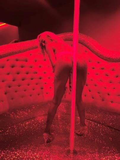 Discrete companion, 22 — 💋 Ft $how$ 🥀