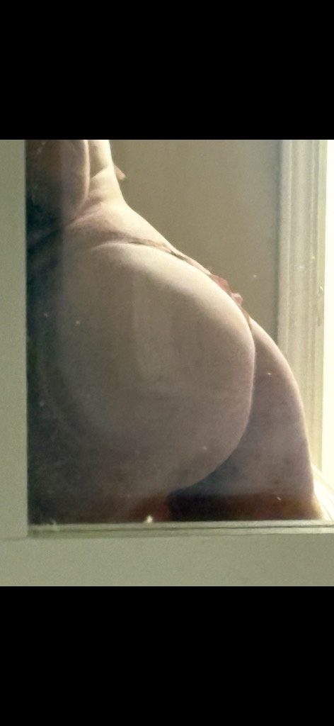 Discrete companion, 28 — ANYWHERE I NEED TO BE