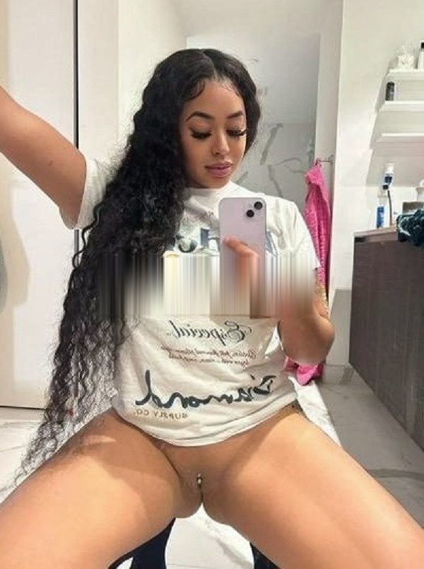 Discrete companion, 28 — Add👻 my snapchat..💦👉siaqzzo ✅Add my telegram👉 t.me and Cute_girl_pa