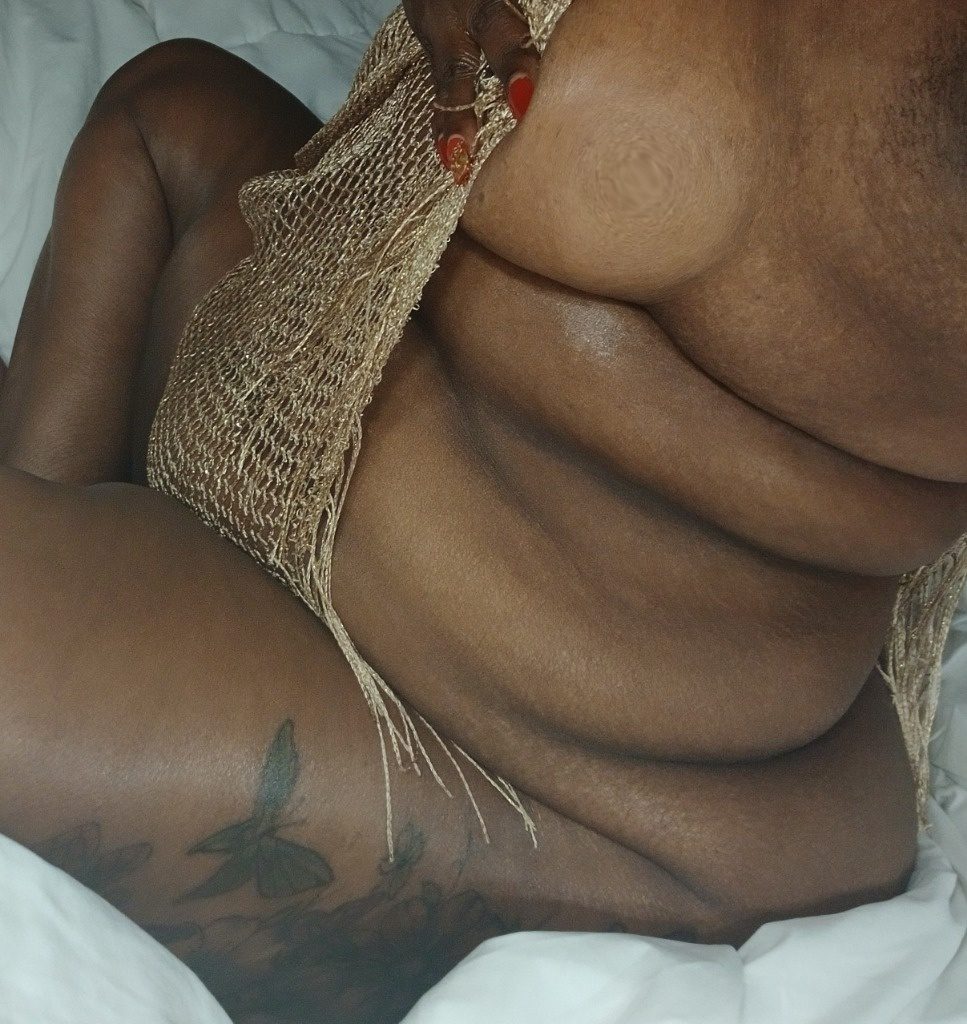 Discrete companion, 35 — Incall and  outcalls