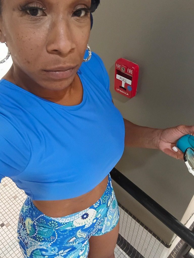 Discrete companion, 40 — Yonkers, new york or live cam