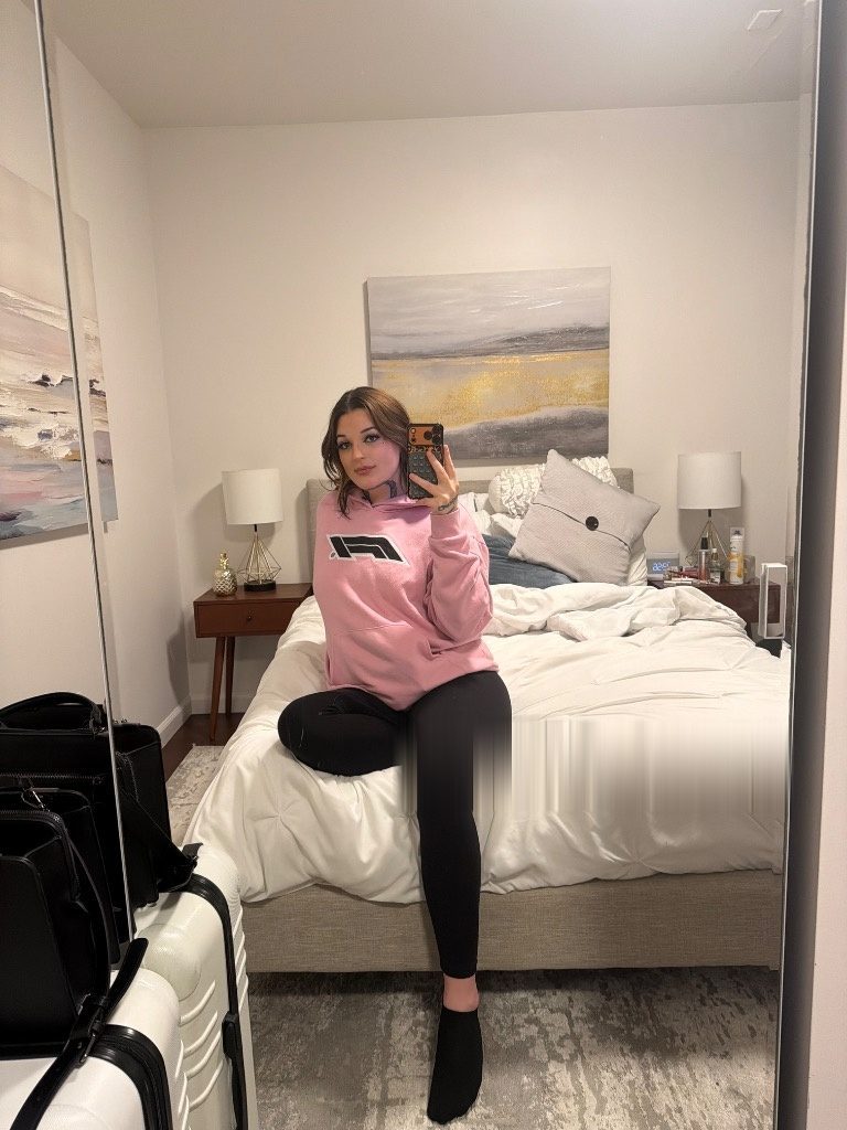 Discrete companion, 24 — Downtown