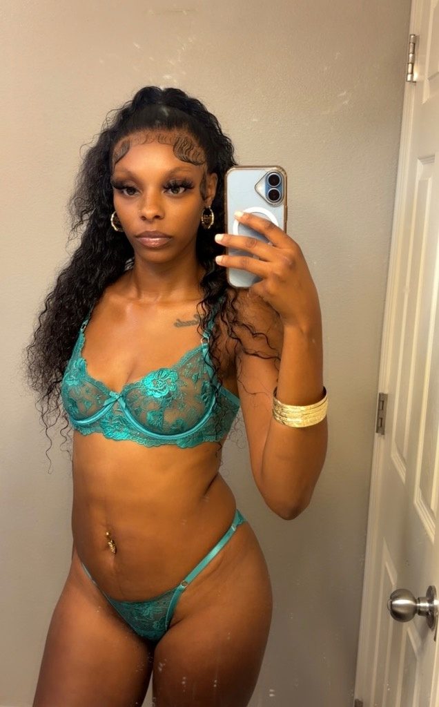Discrete companion, 25 — Inglewood, Hawthorn, Gardena , all surrounding areas