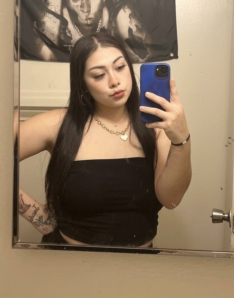 Discrete companion, 26 — Philadelphia- incall and outcall and carfun