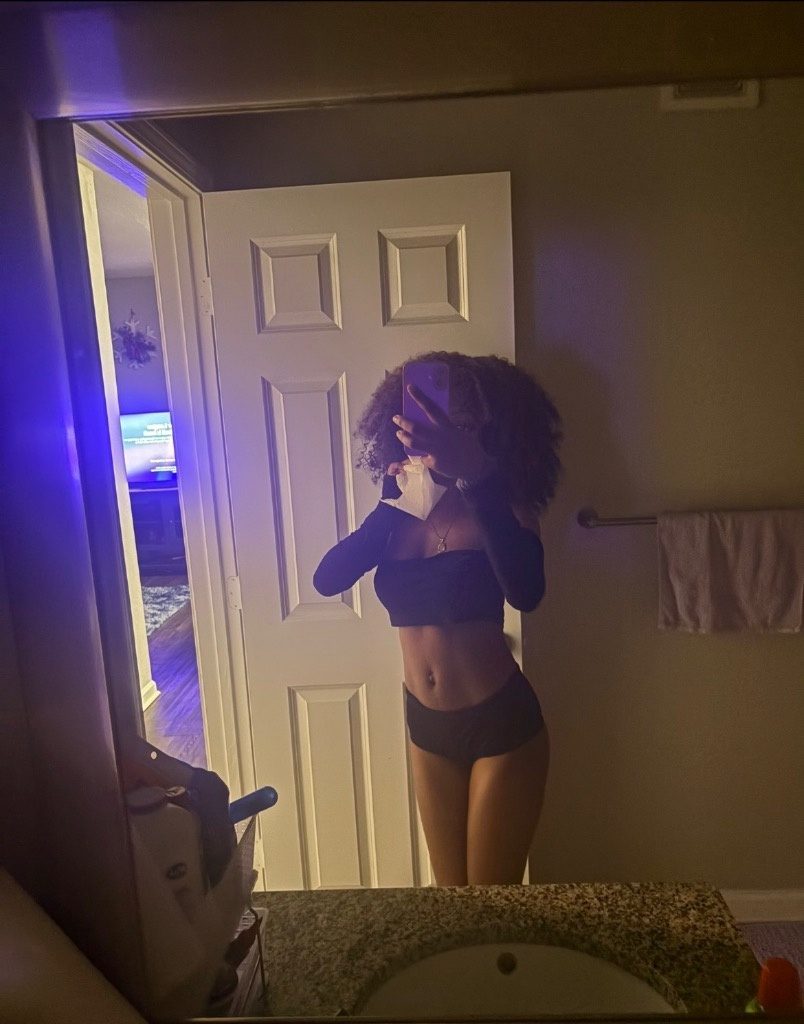 Discrete companion, 22 — HOLLYWOOD - DAVIE -