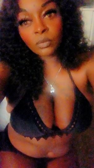 Discrete companion, 42 — Outcalls  and  u host Davis  and incalls Sacramento