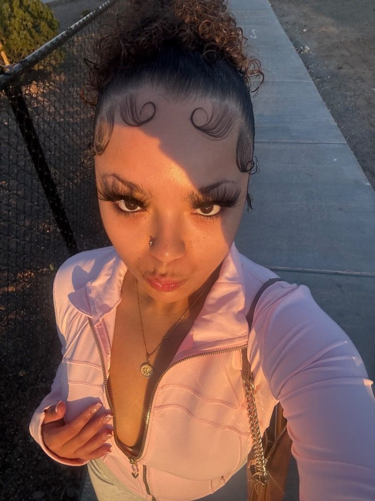 Discrete companion, 23 — Outcalls  and car dates