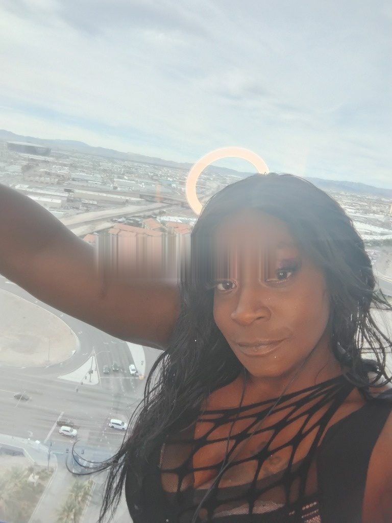 Discrete companion, 32 — hotel on Lucky lane in Flagstaff for the night incall accepted